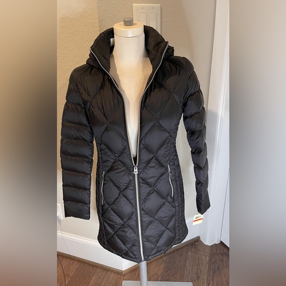 Lucky Brand Women's Black Down Jacket, Coat with hood. XSmall NWT - Picture 4 of 14